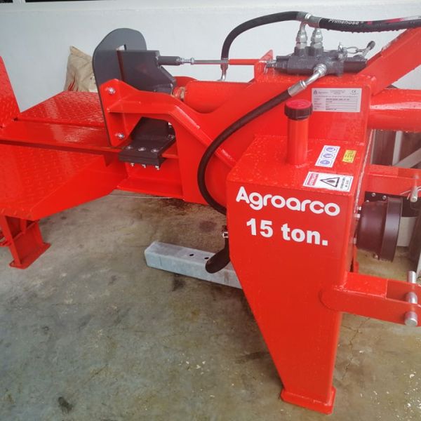 Rachador de lenha para trator